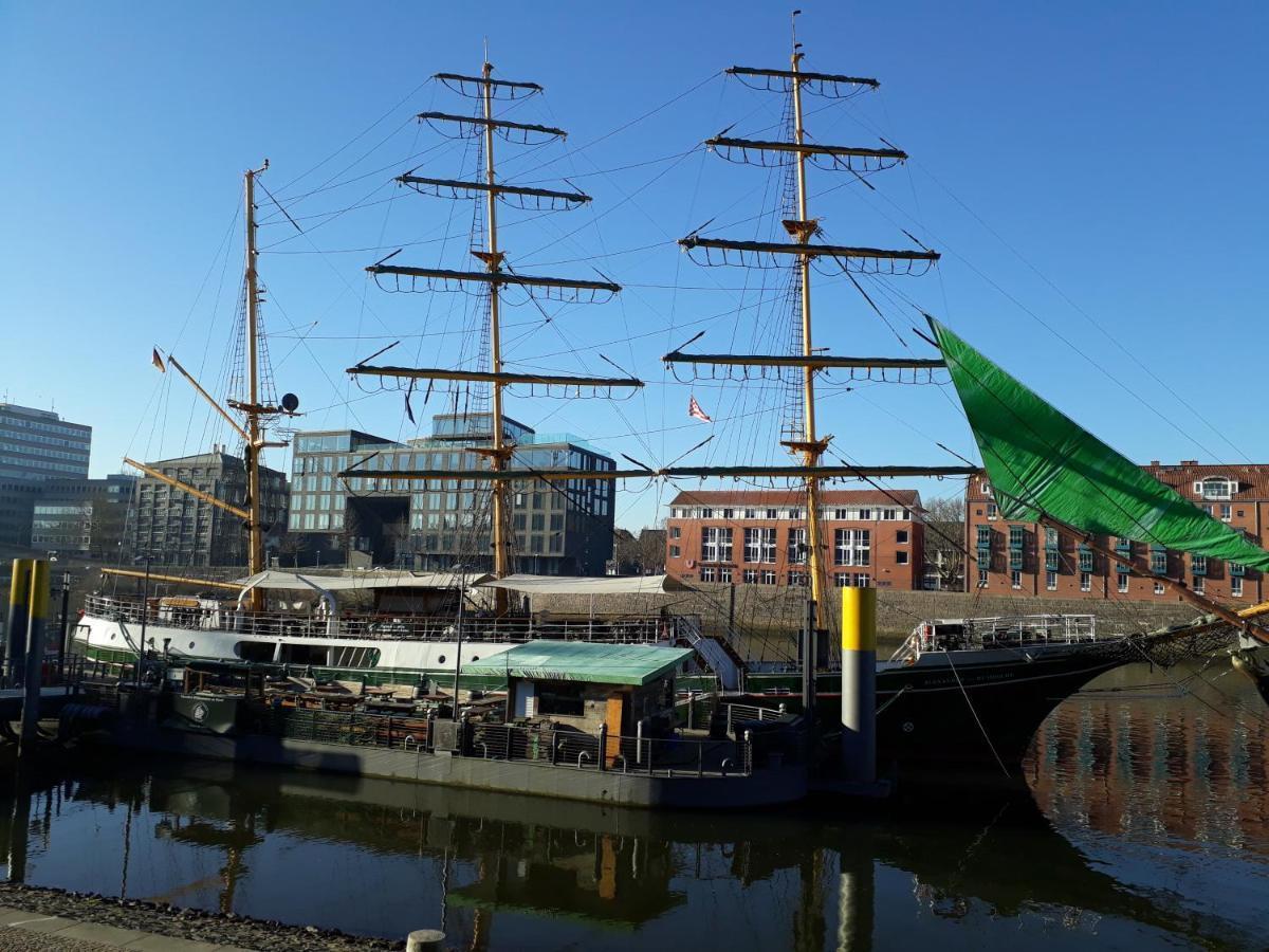 Alexander Von Humboldt - Das Schiff Bremen Exterior photo